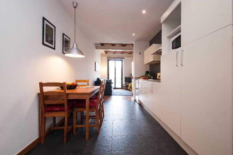 Short Stay Group Liceu Serviced Apartments 巴塞罗那 外观 照片