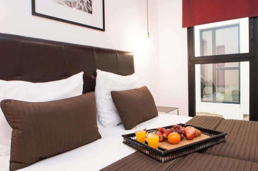 Short Stay Group Liceu Serviced Apartments 巴塞罗那 外观 照片