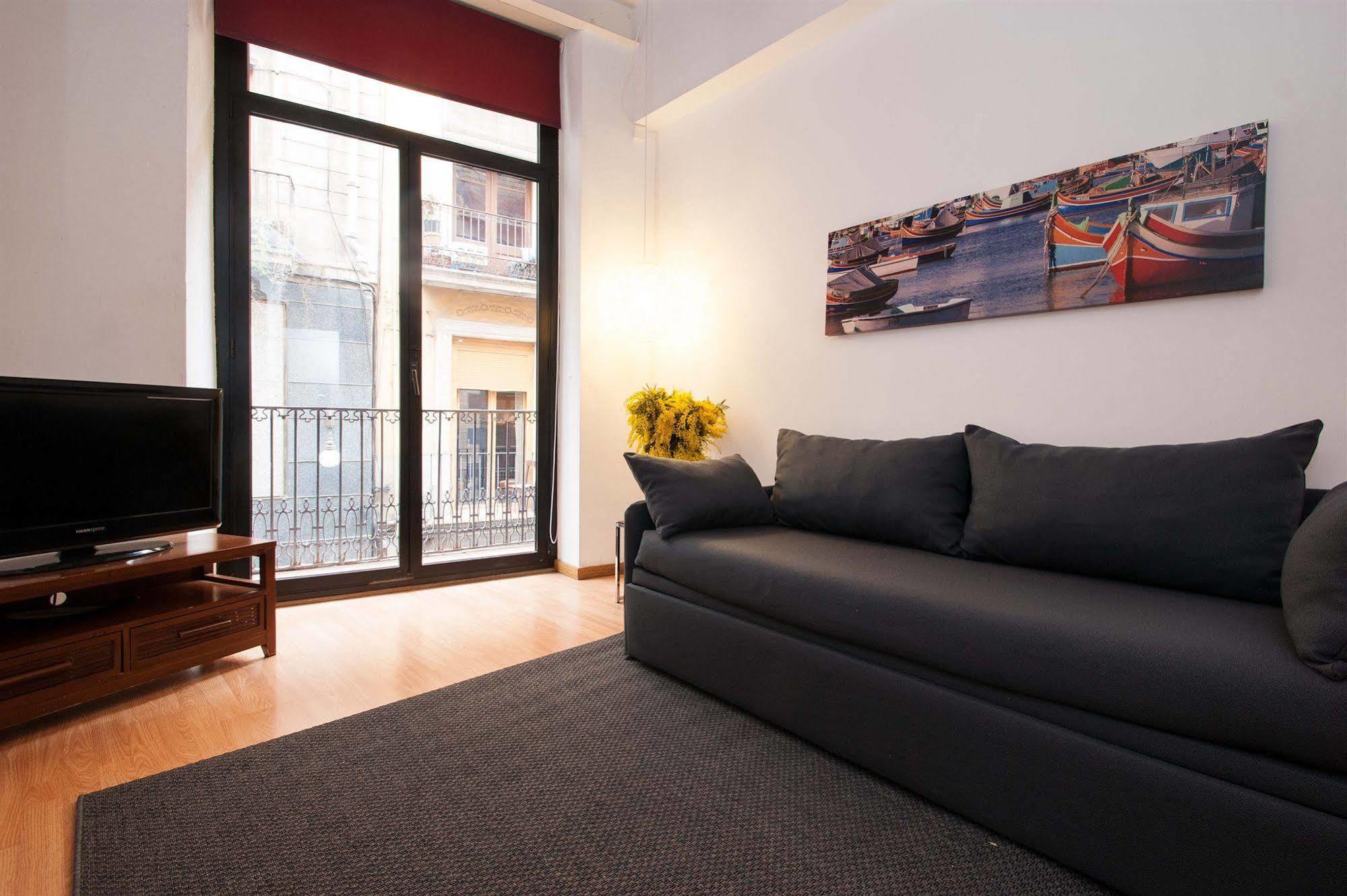 Short Stay Group Liceu Serviced Apartments 巴塞罗那 外观 照片