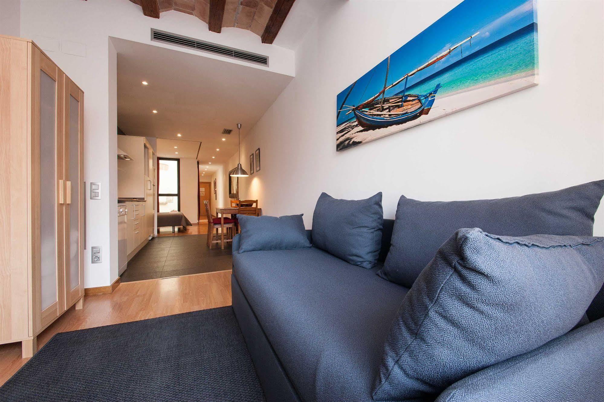 Short Stay Group Liceu Serviced Apartments 巴塞罗那 外观 照片