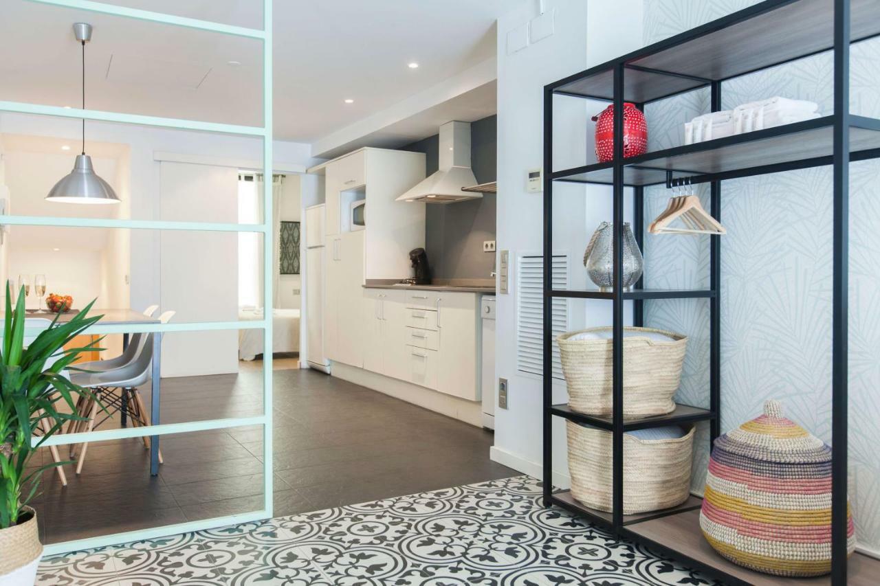 Short Stay Group Liceu Serviced Apartments 巴塞罗那 外观 照片
