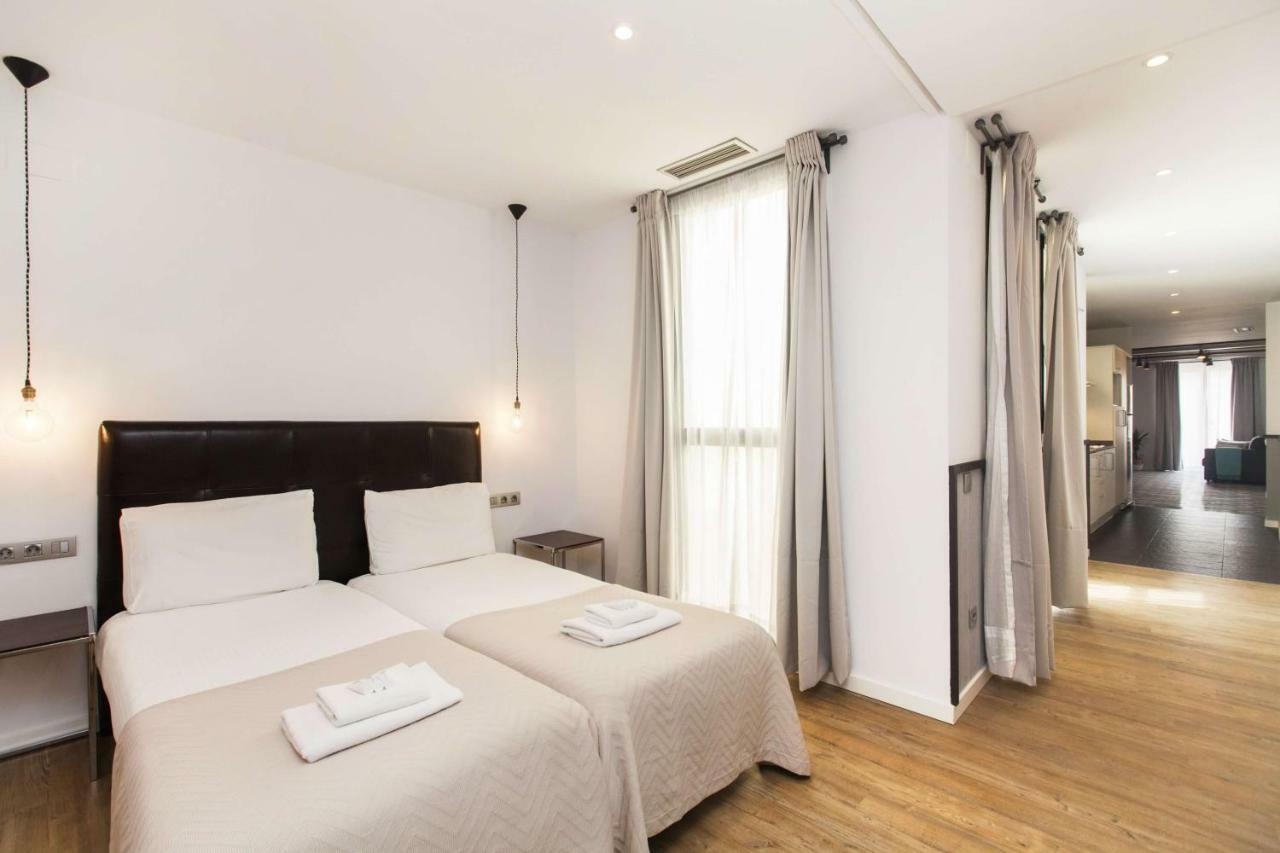 Short Stay Group Liceu Serviced Apartments 巴塞罗那 外观 照片